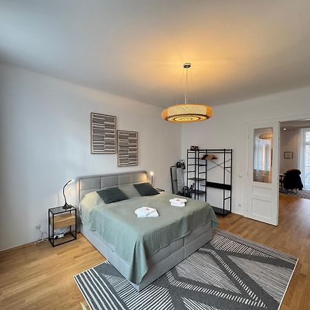 Trendy Apartment Zentral Gelegen Vienna Exterior photo