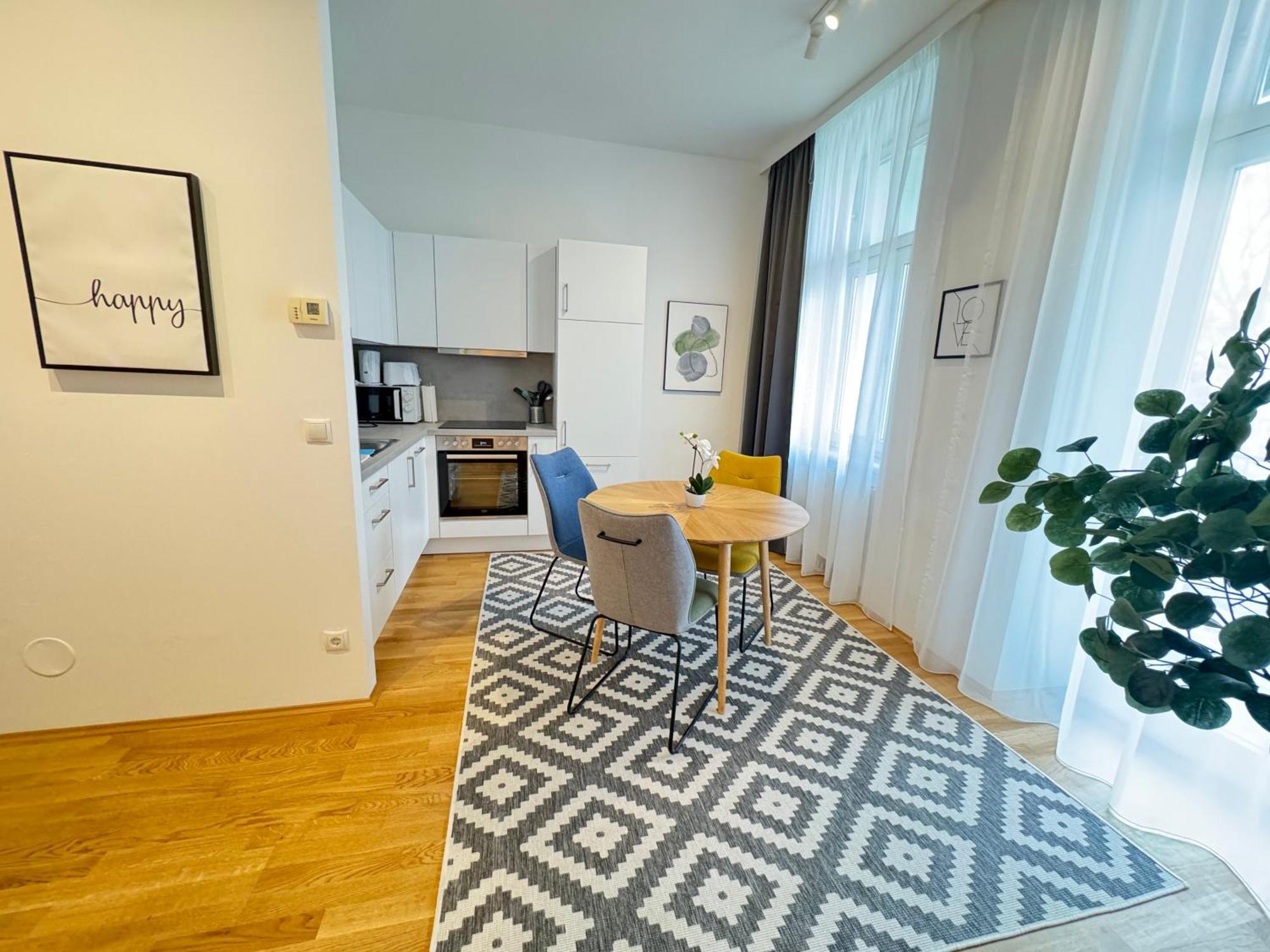 Trendy Apartment Zentral Gelegen Vienna Exterior photo